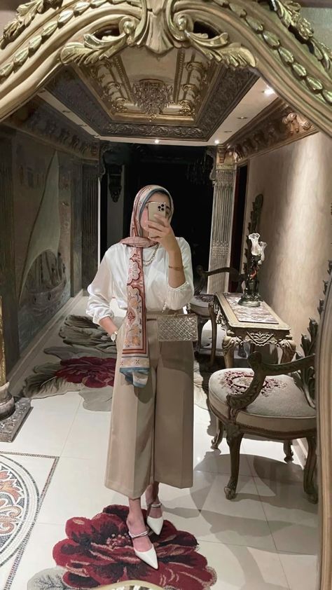 Italy Hijabi Outfits, Formal Hijab Outfit Work, Hijab Outfits For Summer, Hijabi Formal Outfits, Hijabi Work Outfits, Formal Hijab Outfit, Hijab Outfit Summer, Hijabi Ootd, Hijab Trend