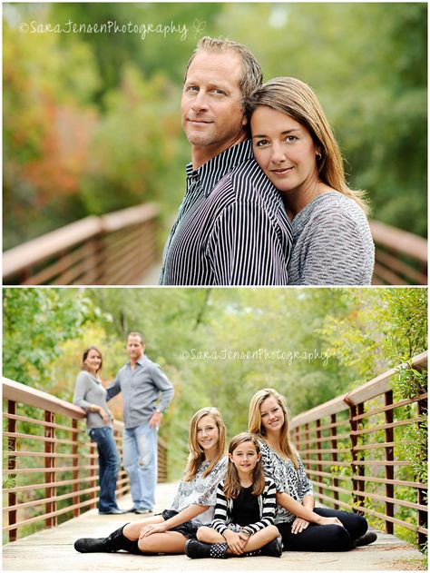 I love the second photo - good posing idea for a family photo session. {Family Photography} {Pose Ideas} Posing For Pictures, Composition Photo, Pose Portrait, Family Portrait Poses, Family Picture Poses, Photography Poses Family, Family Photo Pose, Fall Family Pictures, Family Of 5