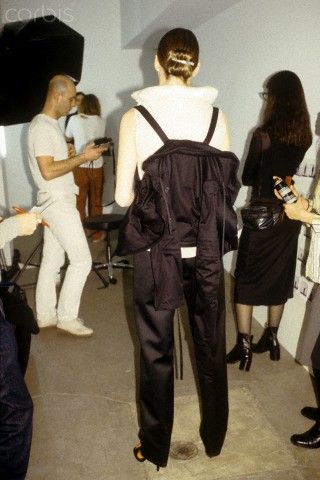 Helmut Lang 90s, Atelier Ideas, Stuff I Want, Helmut Lang Archive, Helmet Lang, Land Design, Fashion Stores, The 1990s, Helmut Lang