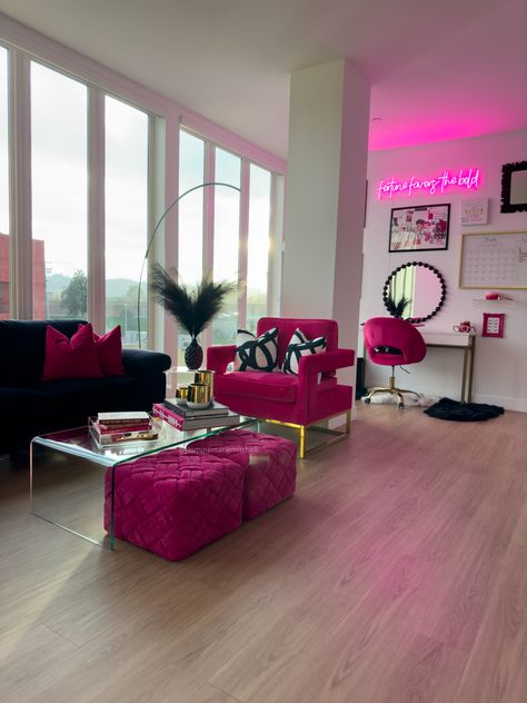 Living Roomliving Room Design, Fashion Apartment, Pink Apartment Decor, Pink Apartment, Living Arrangements, Pink Living Room Decor, Ladies Lounge, Girl Apartment Decor, Spa Branding