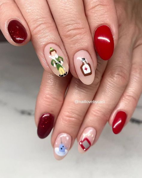 Elf Nails, Christmas Movie Characters, Fingernail Designs, Nail It, 25 Days Of Christmas, Short Acrylic Nails Designs, Get Nails, Xmas Nails, Christmas Nail Designs