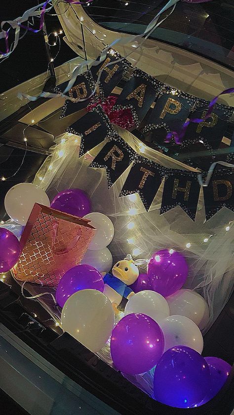 Birthday Celebration In Car, Bday Decoration In Car, Birthday Celebration Snap, Egirl Photos Ideas, Strike Ideas, Birthday Snap, Birthday Dump, Happy Birthday Clip, Night Rides Snapchat