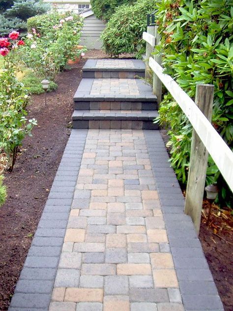 Patios Ideas, Design Per Patio, Paver Designs, Walkway Landscaping, Patio Pavers Design, Walkway Design, Brick Walkway, Paver Walkway, Front Walkway