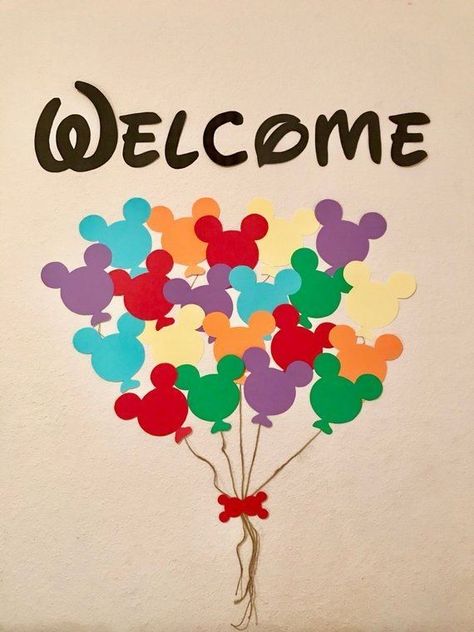 Balloon Door, Mickey Mouse Classroom, Disney Themed Classroom, Deco Disney, School Door Decorations, Disney Classroom, Classroom Doors, Tema Disney, Preschool Classroom Decor