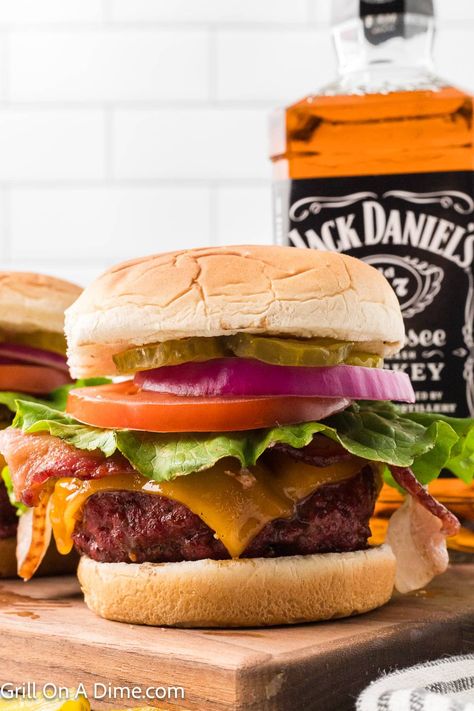 Jack Daniels Burger - grillonadime.com Jack Daniels Burger Recipe, Jack Daniels Burger, Jack Daniels Glaze, Side Dishes For A Crowd, Dishes For A Crowd, Burgers On The Stove, Bbq With Friends, Grilled Burger Recipes, Grilling Recipes Pork