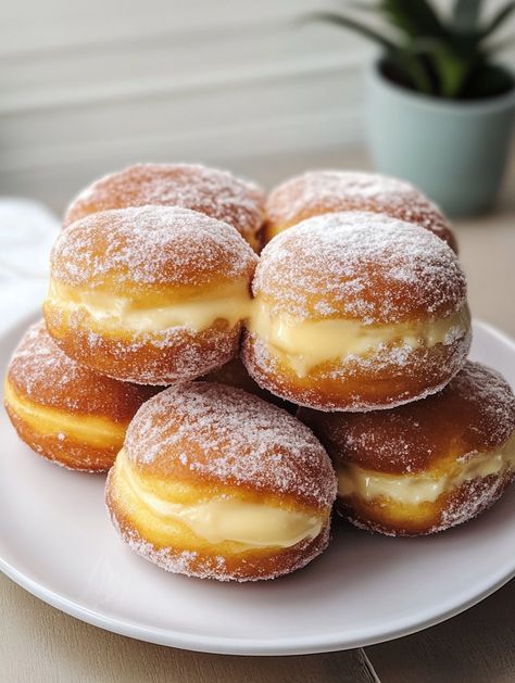 Custard Donuts Recipe, Custard Donut, Custard Donuts, Healthy Donuts, Vegan Cinnamon Rolls, Marsala Chicken Recipes, Bread Maker Recipes, Olive Recipes, Custard Recipes