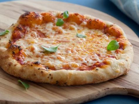 Get Pizza Pizzas Recipe from Food Network Pizza Lasagna, Alton Brown, Salad Pasta, Spelt Flour, Ree Drummond, Pizza Recipes Dough, Pizza Stone, Pizza Hut, Chapati