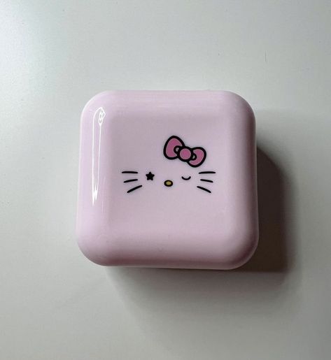 Hello Kitty Bow, Hello Kitty Makeup, Walpaper Hello Kitty, Girl Code, Basic Skin Care Routine, Perfect Skin Care Routine, Pink Hello Kitty, Hello Kitty Plush, Hello Kitty Items