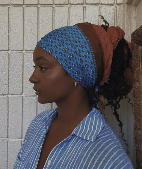 Black Hairstyles With Scarf, Natural Hair With Headband, Silk Headscarf Styles, Headscarf Styles, Headwrap Hairstyles, African Hair Wrap, Braided Scarf, Hair Scarves, Head Wrap Styles