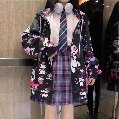 Womens Fall Coats, Harajuku Japan, Loungewear Fashion, Biker Outfit, Windproof Jacket, Sanrio Kuromi, Fall Hoodies, Clothing Details, Fall Coat