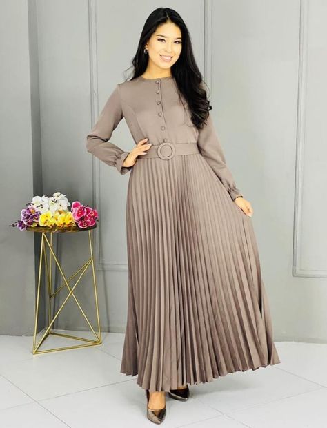 Fitted Full-length Pleated Dress, Pleated A-line Maxi Dress For Daywear, Chic Midi-length Pleated Dress With Accordion Pleats, Elegant Maxi-length Pleated Dress With Accordion Pleats, Elegant Midi-length Box Pleat Pleated Dress, Areca Nut, Pleated Fashion, Elegant Casual Dress, Long Gown Design