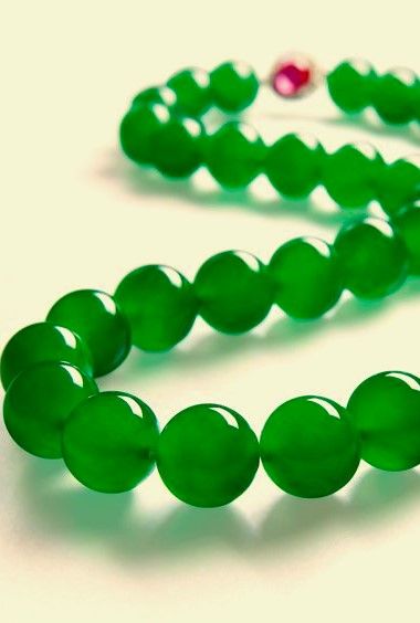 'IMPERIAL JADE' JADEITE BEAD, RUBY AND DIAMOND NECKLACE - SOTHEBY'S Hong Kong Imperial Jade, Ruby And Diamond Necklace, Dressing Room, Hong Kong, Diamond Necklace, Jade, Ruby, Gems