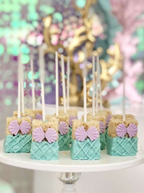 Undersea Decorations, Mermaid Birthday Party Ideas, Mermaid Pool Parties, Ariel Birthday Party, Mermaid Birthday Party Decorations, Mermaid Theme Birthday Party, Ariel Birthday, Birthday Mermaid, Baby Birthday Themes