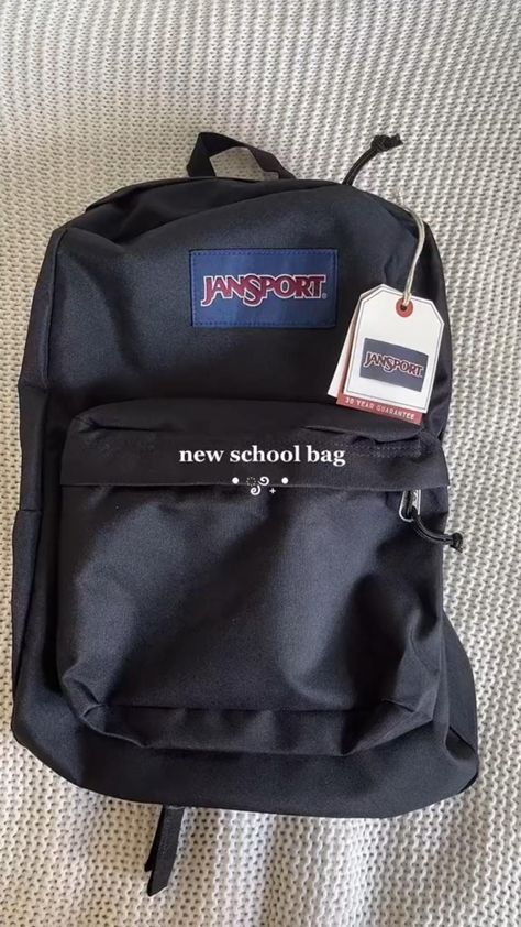 Bookbag Aesthetic, Amazon Finds Beauty, Jansport School Bags, School It Girl, School Backpack Jansport, School Bag Aesthetic, Jansport Superbreak Plus, Black Jansport Backpacks, Aesthetic Amazon Finds