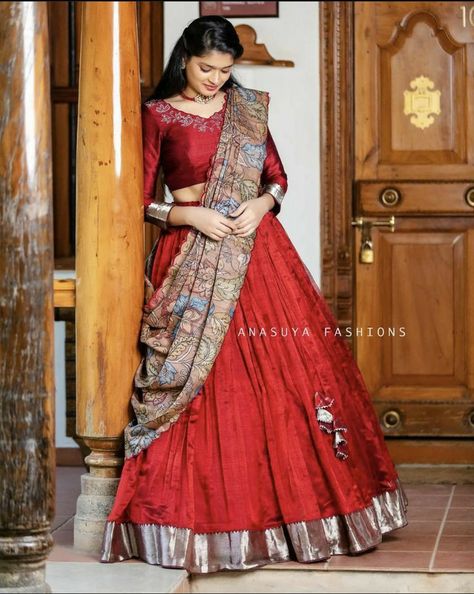 Pattu Lehenga Designs, Latest Half Saree Designs Party Wear, Half Sarees Latest Designs, Croptop Lehenga Designs Latest, Half Saree Draping, Narayanpet Half Sarees, Top Lehenga, Silk Saree Blouse Designs Patterns, Lehenga Saree Design