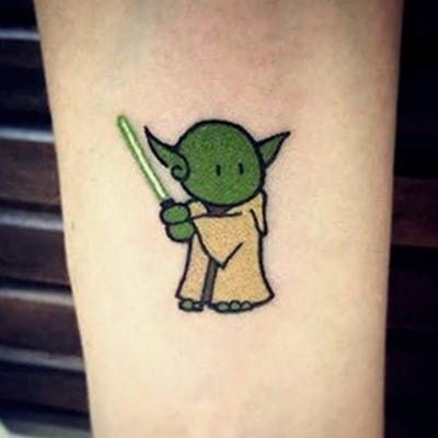 Yoda Tattoo, Atheist Tattoo, Lightsaber Tattoo, Funny Star Wars, Tattoo Star, Star Wars Lightsaber, Simple Tattoos For Women, Nerd Tattoo, Star Wars Quotes