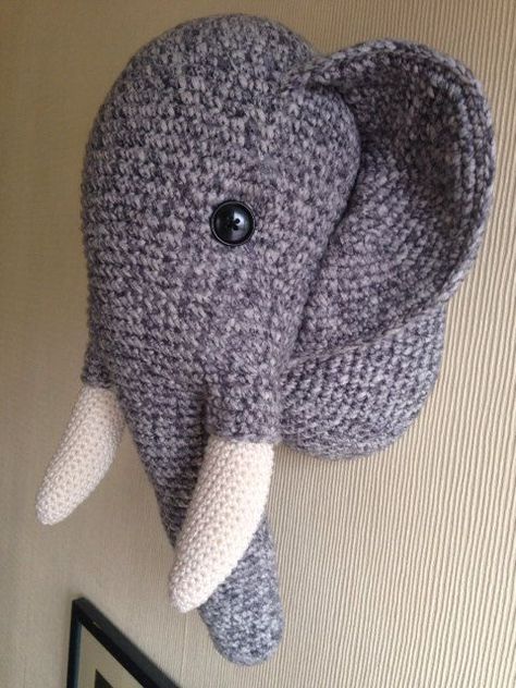 Crochet Animal Heads, Crochet Animal Head, Diy Crochet For Beginners, Crochet Taxidermy, Amigurumi Elephant Pattern, Crochet Baby Projects, Elephant Wall Hanging, Trophy Head, Crochet Wall Art