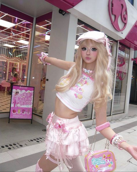 Barbie Barbie, Gyaru Fashion, August 19, J Fashion, Really Cute Outfits, Kawaii Clothes, Harajuku Fashion, Cute Fits, Kawaii Fashion