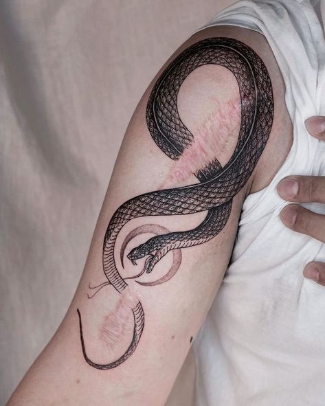 What To Consider When Getting a Scar-Covering Tattoo Tattoo Over Scar, Cobra Tattoo, Scar Cover Up, Tattoos To Cover Scars, Saved Tattoo, Scar Tattoo, Tattoo Now, Tattoo Cover-up, Cover Up Tattoo