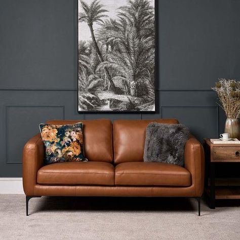 Living Room In Grey Tones, 2 Seater Leather Sofa, Tan Sofa Living Room Ideas Decor, Sofa Tv Room, Tan Leather Sofa Living Room, Grey Leather Sofa Living Room, Tan Sofa Living Room, Leather Sofa Decor, Leatherette Sofa