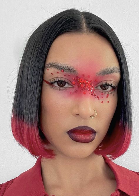 Balayage Red, Red Eyeshadow Look, Film Makeup, Blood Makeup, Red Makeup Looks, Gem Makeup, Cut Crease Eyeshadow, Red Eye Makeup, Drag Make-up