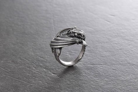 Dragon Jewelry Rings, Rayquaza Pokemon, Dragon Toothless, Mode Steampunk, Toothless Dragon, Fox Jewelry, Dragon Trainer, Dragon Ring, Night Fury