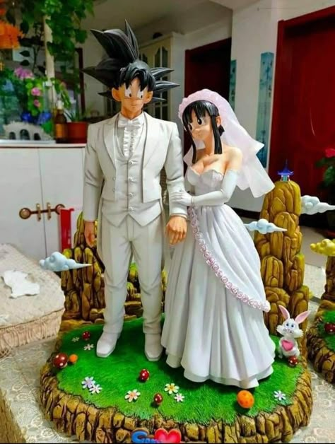 Dragon Ball Z Wedding, Anime Themed Wedding, Anime Wedding Ideas, Goku Birthday, Dragon Wedding, Jade Wedding, Goku And Chichi, Anime Wedding, Geek Wedding