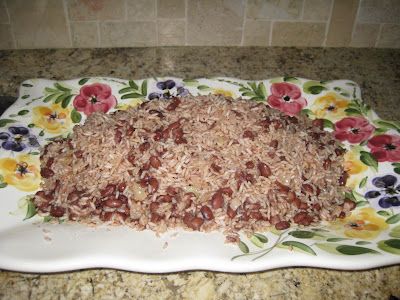 Pinto Gallo Recipe, Nicaraguan Chicken Recipes, Puertican Rice And Beans, Gallo Pinto Recipe Nicaraguan, Nicaraguan Recipes, Nicaragua Food, Nicaraguan Food, Nicaragua Animals, Gallo Pinto