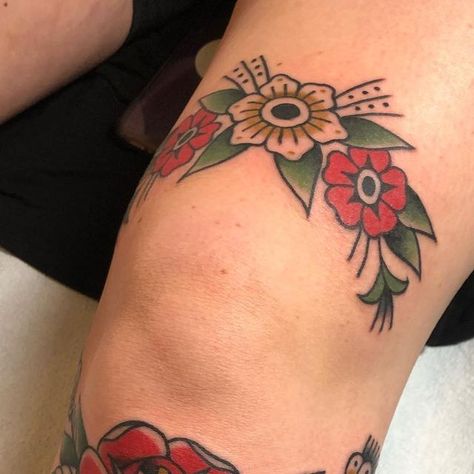 Rose Knee Tattoo, Floral Knee Tattoo, Above Knee Tattoos Women, Traditional Tattoo Knee, Souls Tattoo, Edmonton Tattoo, Above Knee Tattoo, Knee Tattoos, Traditional Tattoo Inspiration