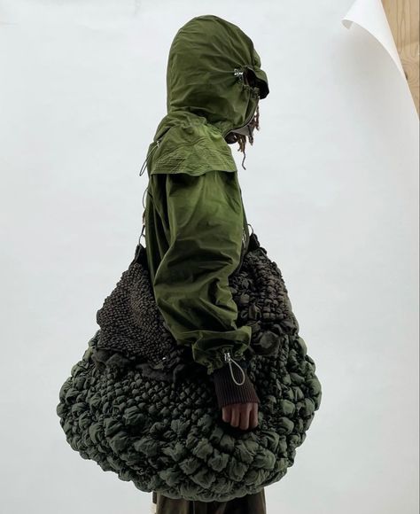 Camo Aesthetic, Utilitarian Fashion, Dystopian Fashion, Techwear Fashion, Conceptual Fashion, Khaki Fashion, The Expendables, Clothing Details, Mode Inspo