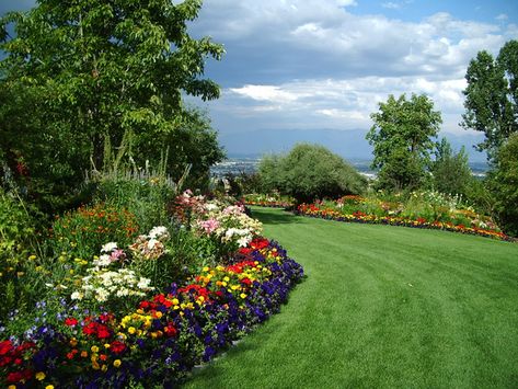 8. Bibler Home and Gardens, Kalispell Summer Lawn Care, Pond Landscaping, Front Yard Garden Design, Tagaytay, Flower Garden Design, Most Beautiful Gardens, Garden Maintenance, Garden Pictures, Gardening Advice