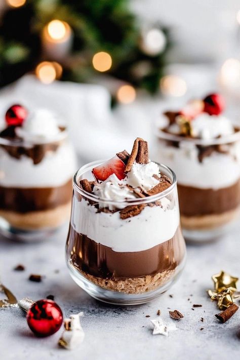 Hosting a winter dinner party? These delicious winter dessert ideas will leave your guests wanting more. From festive gingerbread cookies to decadent chocolate mousse, these recipes will be the perfect ending to your meal. Cozy Christmas Desserts, Winter Desert Ideas, Winter Cabin Food, Christmas Chocolate Mousse, Christmas Desserts Individual, Light Winter Desserts, Christmas Dessert Shooters, Christmas Mousse Dessert, Individual Holiday Desserts