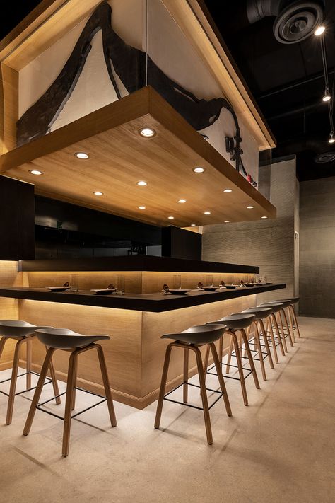 Sushi Bar Design Ideas, Small Restaurant Interior, Asian Restaurant Design, Sushi Bar Design, Japanese Restaurant Interior, Japanese Restaurant Design, Japanese Bar, Ramen Bar, Modern Asian