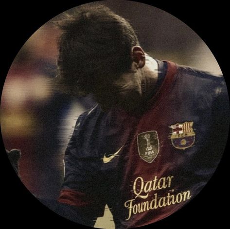 Barca Profile Pic, Messi Pfp Aesthetic, Soccer Profile Pictures, Messi Dp, Football Profile Pictures, Messi Profile Picture, Soccer Players Wallpaper, Barca Pfp, Messi Profile