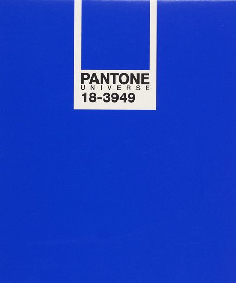 Announcing, Pantone's Color Of Spring 2014…Dazzling Blue! I love this color!!! So excited to wear more of it! Pantone Azul, Pantone Universe, Yves Klein Blue, Yves Klein, Style Deco, Pink Houses, Decoration Inspiration, Klein Blue, Blue Walls