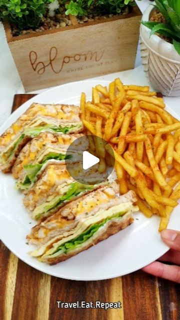 Khadija Siddiqui on Instagram: "Club Sandwich  . . ❤✌🇵🇸  #sandwich #sandwiches #sandwichlover #chickensandwich #lunch #dinner #yum #yummy #delicious #bread #chickenrecipes #foodie #foodiegram #foodstagram" Sandwich Illustration, Chicken Club Sandwich, Club Sandwich Chicken, Club Sandwich Recipes, Chicken Club, Club Sandwich, Delicious Bread, Sandwich Recipes, Sandwiches