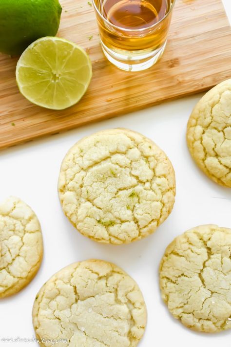 Liquor Cookies, Tequila Cookies, Boozy Cookies, Margarita Cookies, Cookies Summer, Cookies Chewy, Fancy Desserts Recipes, Lime Cookies, Easy Margarita