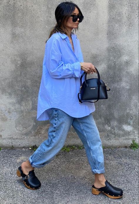 Era Outfits, Olsen Fashion, Clogs Outfit, Jeans Trend, Summer Styling, Fashion Moments, Simple Fits, Looks Street Style, Outfit Trends