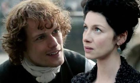 Claire And Jamie, Destined To Be Together, Outlander Season 1, Nursing Fashion, Starz Series, Tv Radio, Claire Fraser, Pilot Episode, Outlander Fan