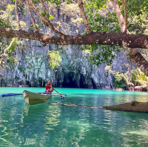 Vacation Song, Last Minute Travel Deals, Underground River, Places In Usa, Summer Vacation Spots, Puerto Princesa, World Most Beautiful Place, Dream Vacations Destinations, Beautiful Places On Earth