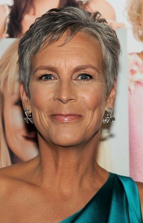 Jamie Lee Curtis Makeup, Mob Makeup, Mother Of The Bride Makeup, Mother Of Bride Makeup, Mom Makeup, Makeup Looks Natural Full Face, Makeup Over 50, Makeup For Older Women, Makeup For Moms