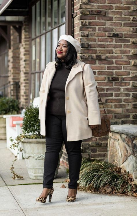 Pinterest Chanel Inspired Outfit Plus Size, Plus Size Neutral Outfit, Trendy Plus Size Outfits Winter, Plus Size Outfits For Women, Gentlewoman Style, Trendy Plus Size Outfits, Curvy Winter Outfits, Plus Size Herbst, Plus Size Street Style