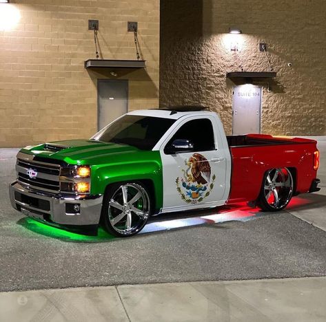 Mexican Trucks, Chevy Trucks Lowered, Pink Soccer Cleats, Lowrider Bicycle, Hello Kitty Car, Lowrider Trucks, Dropped Trucks, Lowered Trucks, Custom Chevy Trucks