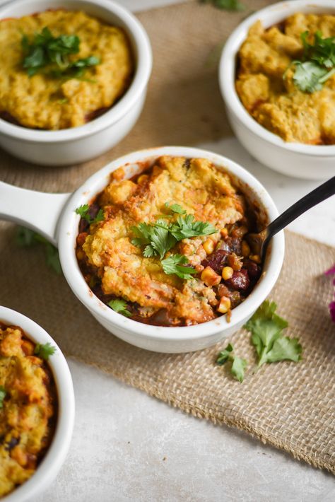 Mexican Tamale Pie, Cheesy Polenta, Mexican Tamales, How To Cook Polenta, Tamale Pie, Vegan Beans, Savory Dishes, News Flash, Polenta