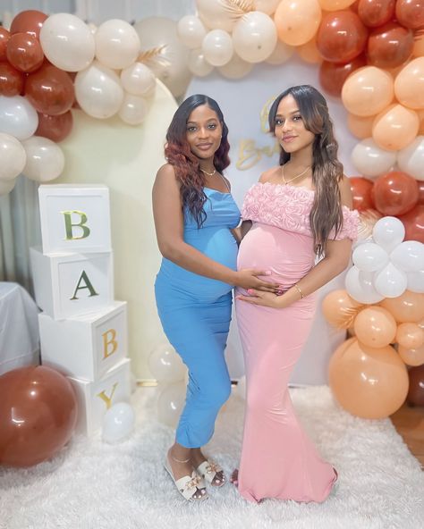 - Baby Amie 🩷 & Baby Alexander 💙 baby shower •🧸🤎 Baby Shower Black Women, Shower Black, Shower Party, Baby Shower Parties, Black Women, Alexander, Baby Shower, Shower, Black