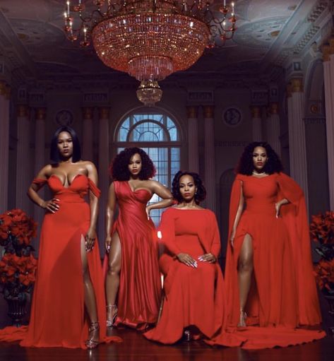 Generational Photoshoot, Mother Daughter Photoshoot, Sisters Photoshoot, Red Gowns, Christmas Photoshoot, Red Dresses, Long Bridesmaid Dresses, Wedding Plans, Family Photoshoot