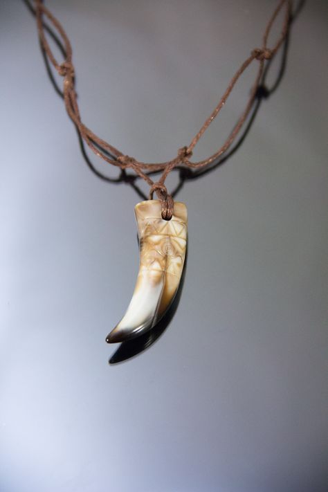 Excited to share the latest addition to my #etsy shop: #Tooth necklace faux large #fang tribal #teethjewelry #amulet husband Christmas animal #talisman #wolf #bear bone boyfriend choker Men's Gifts #lobsterclaw #animals https://etsy.me/31LWpv8 Tiger Tooth Necklace, Animal Teeth Necklace, Bear Tooth Necklace, Wolf Fang Necklace, Animal Tooth Necklace, Tooth Necklace Aesthetic, Lion Teeth, Safari Jewelry, Fang Necklace