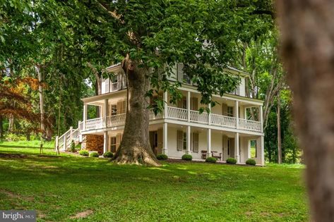 c.1878 Maryland Farmhouse For Sale w/ Stone Shed on 13+ Acres Under $1.3M - Country Life Dreams Maryland Farmhouse, Second Story Porch, Restored Farmhouse, Old Houses For Sale, English Country Style, Country Style Kitchen, Authentic Living, Rural Life, Property Listing