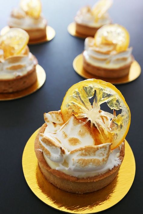 Gourmet Baking: Meyer Lemon Tart with Candied Lemon and Peel Luxury Food, Gourmet Desserts, Small Desserts, Lemon Tart, Meyer Lemon, Fancy Desserts, Lemon Recipes, Savoury Cake, Finger Food