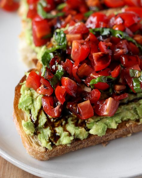 Avocado Bruschetta Recipe, Avocado Bruschetta, Homemade Garlic Bread, Bruschetta Ingredients, Avocado Toast Recipe, Bruschetta Recipe, Smashed Avocado, Giada De Laurentiis, My Recipes